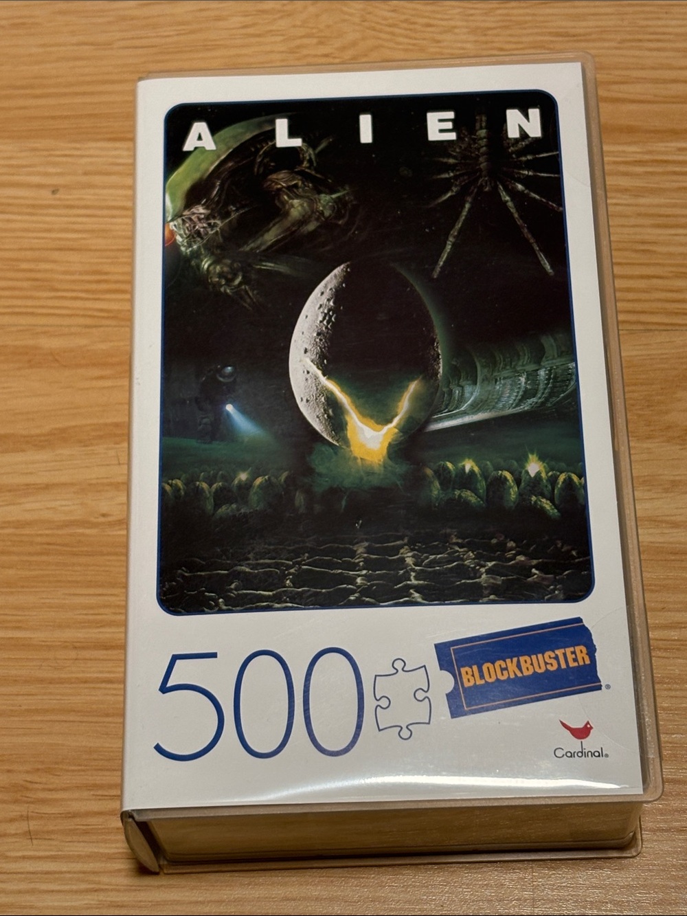Alien 500-Piece Jigsaw Puzzle - movie